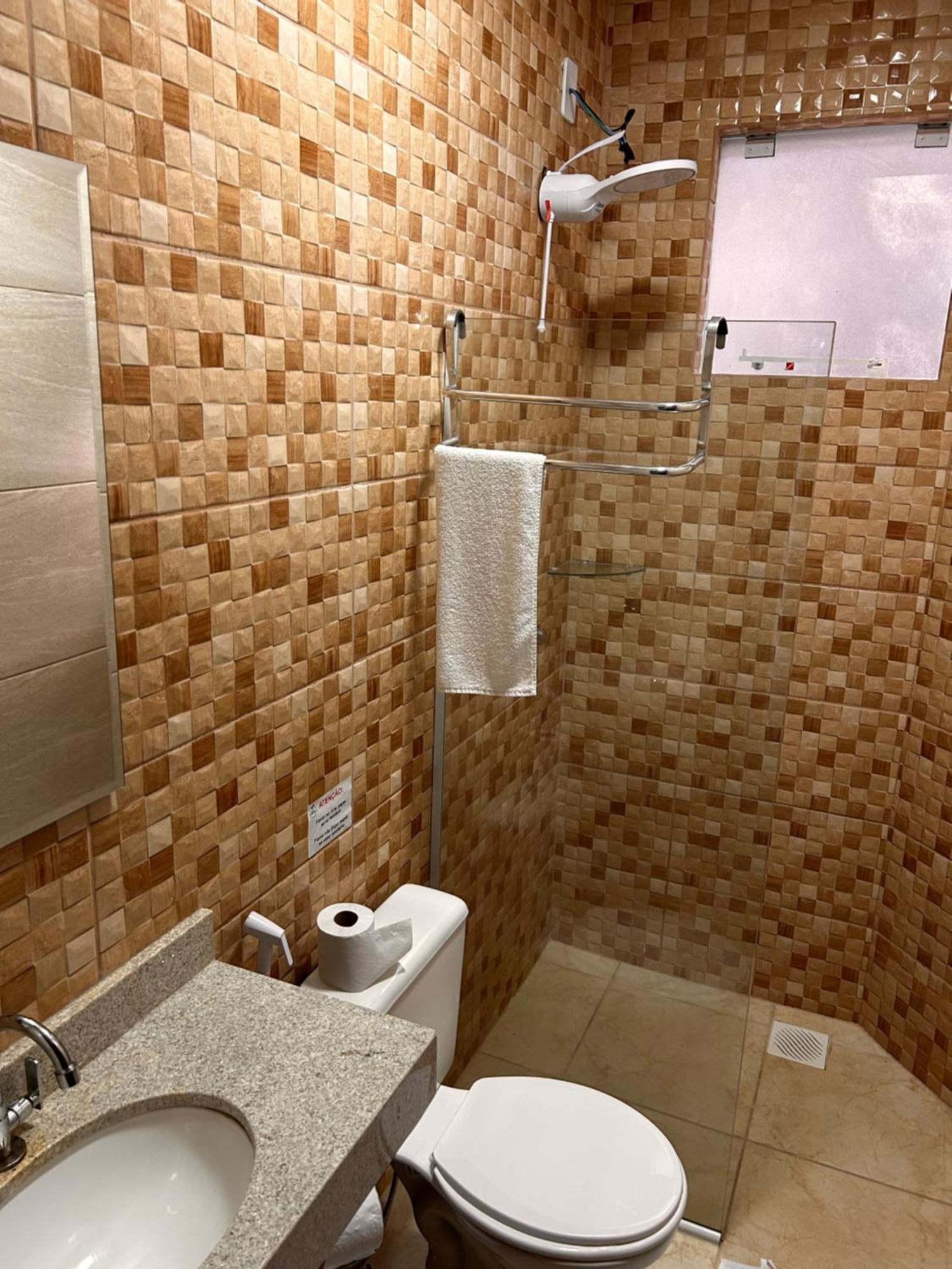 Inn Residencial Dona Francisca 2*
